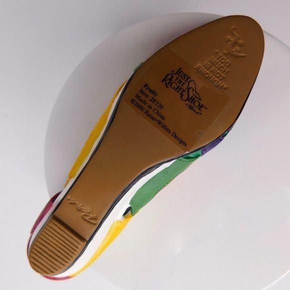 JUST THE RIGHT SHOE by Raine 2000 Fruity Beverly Feldman Figurine #25320 - Picture 5 of 6